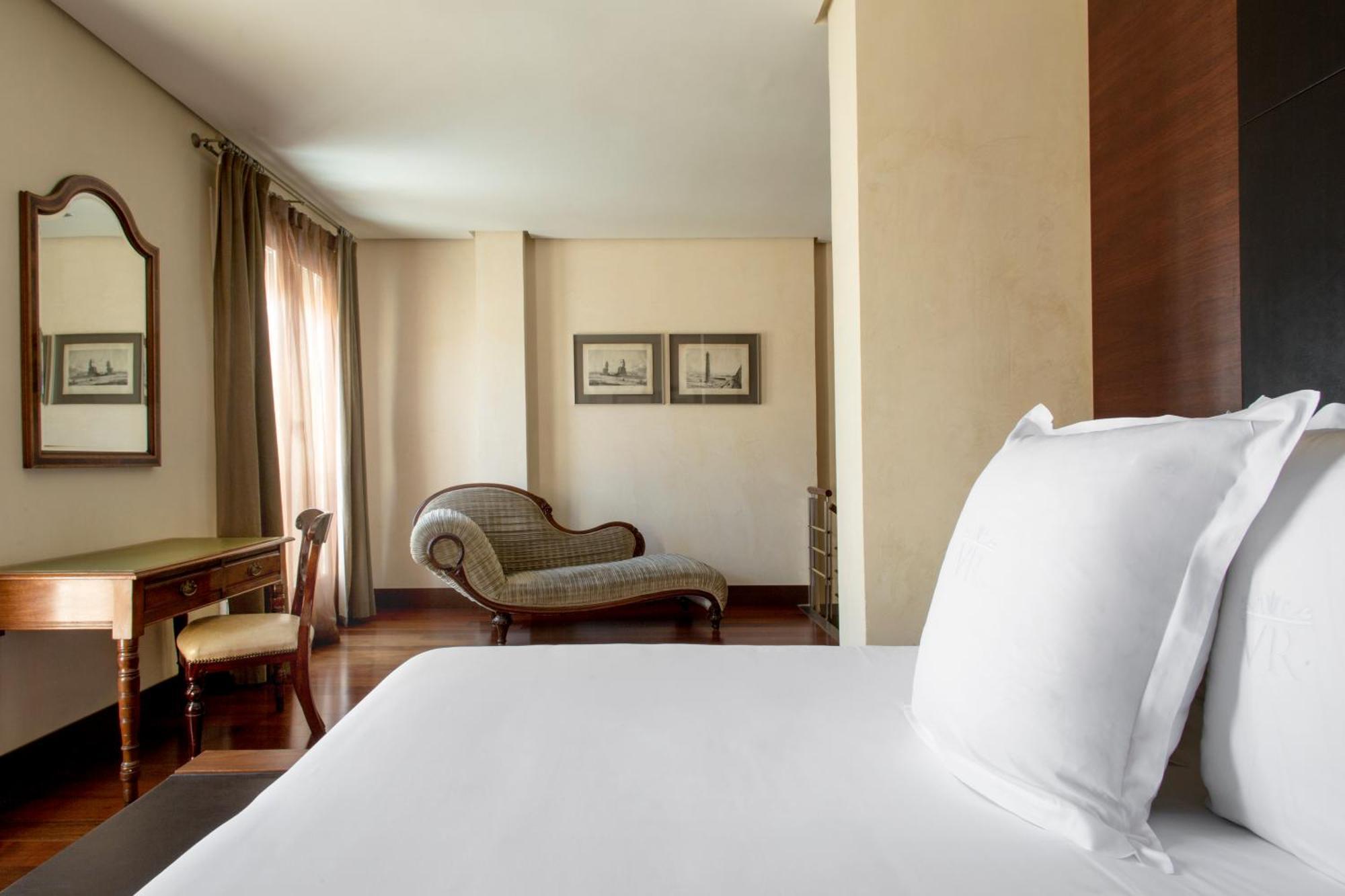 Hotel Villa Real, A Member Of Preferred Hotels & Resorts Madrid Exterior photo
